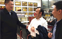 重庆市人大常委会副主任、市总工会主席郑洪一行来伟德betvlctor集团视察调研